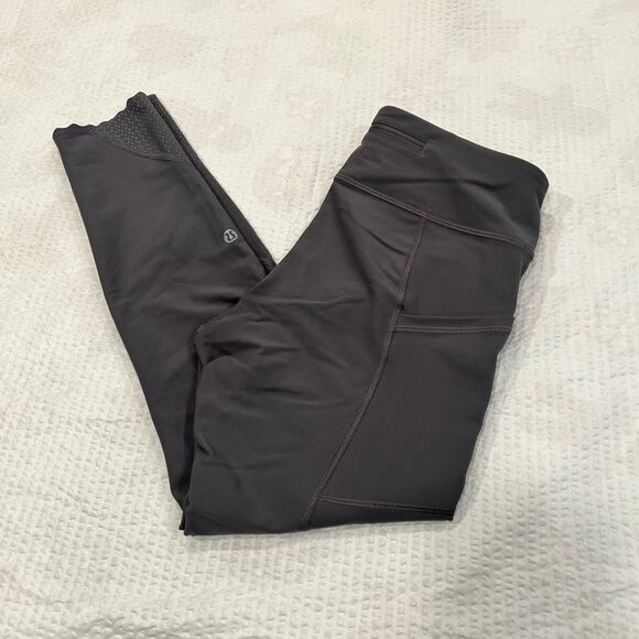 Lululemon tight stuff gray leggings reflective design 6 w - Picture 2 of 6